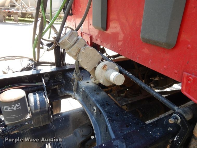 image for item HG9113 2015 Kenworth T680  semi truck