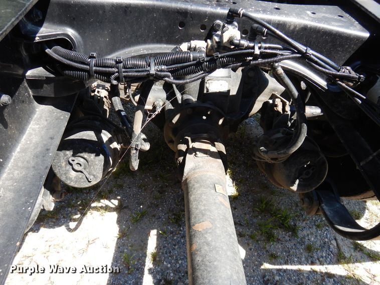 image for item HG9113 2015 Kenworth T680  semi truck