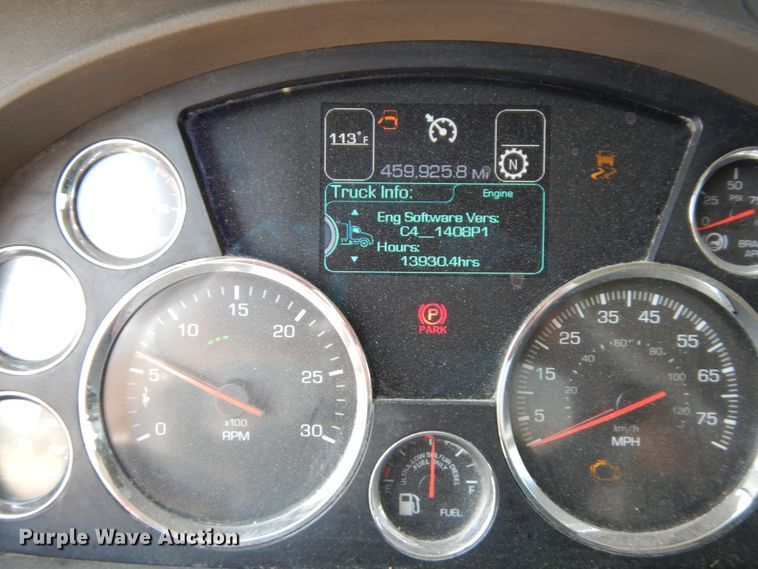 image for item HG9114 2016 Kenworth T680  semi truck