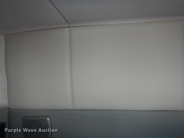 image for item HG9114 2016 Kenworth T680  semi truck