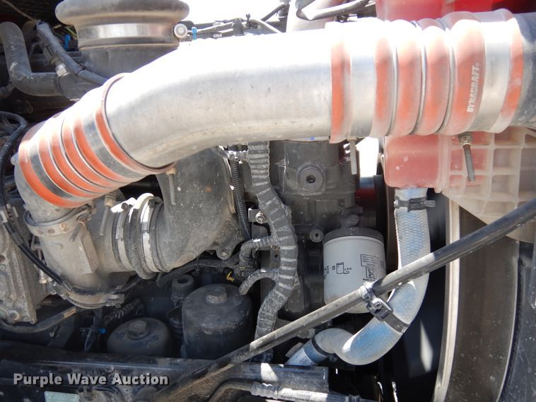 image for item HG9114 2016 Kenworth T680  semi truck