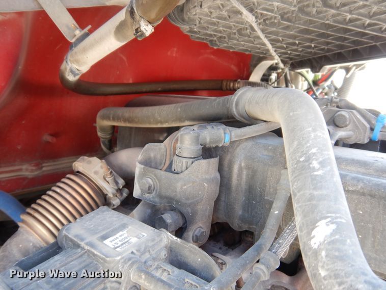 image for item HG9114 2016 Kenworth T680  semi truck