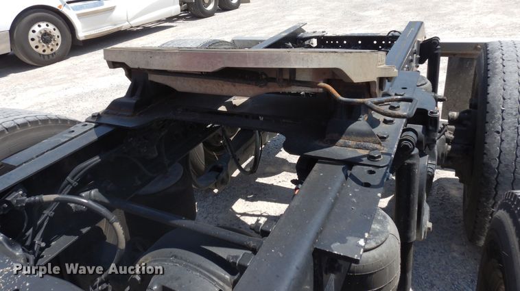 image for item HG9114 2016 Kenworth T680  semi truck