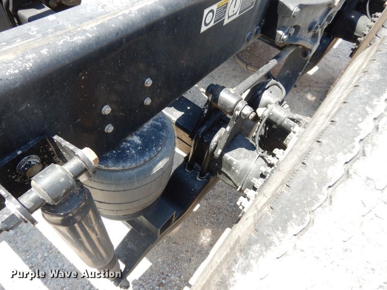 image for item HG9114 2016 Kenworth T680  semi truck