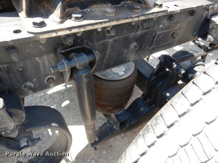 image for item HG9114 2016 Kenworth T680  semi truck