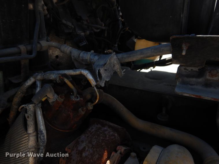 image for item HG9116 2010 Kenworth T660  semi truck