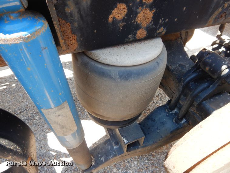 image for item HG9116 2010 Kenworth T660  semi truck