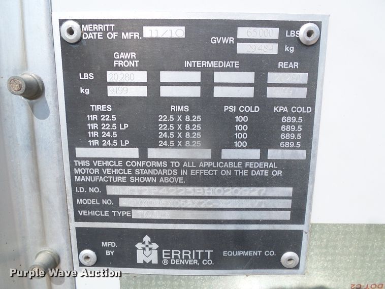 image for item DD0386 2011 Merritt 4200X096X068X2C double hopper bottom grain trailer
