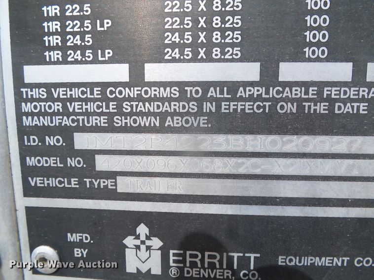 image for item DD0386 2011 Merritt 4200X096X068X2C double hopper bottom grain trailer