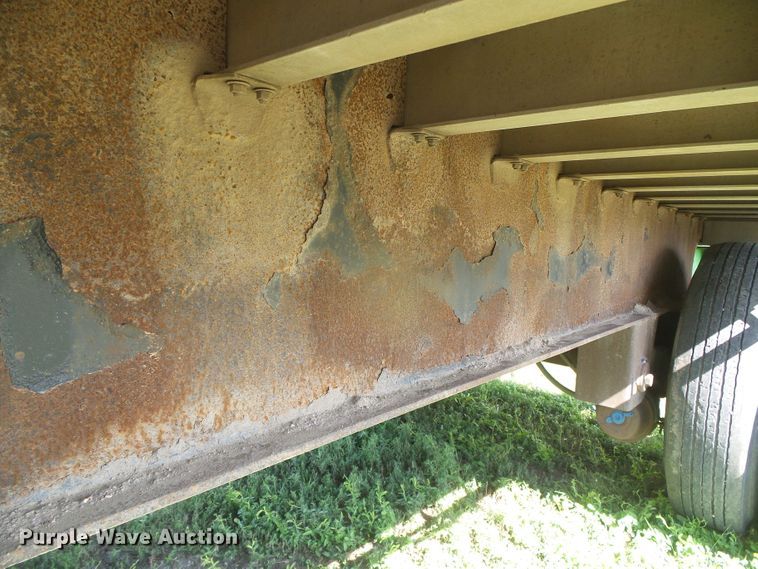 image for item DD0396 1997 Transcraft Eagle W2 flatbed trailer