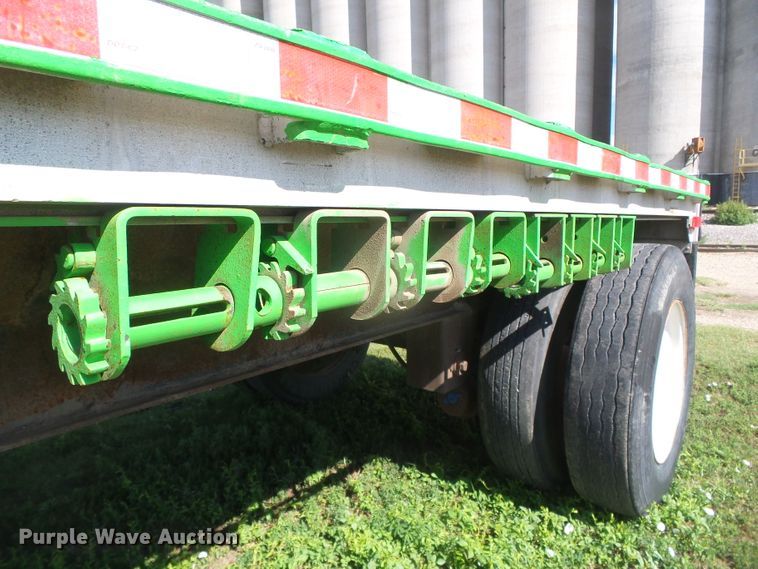 image for item DD0396 1997 Transcraft Eagle W2 flatbed trailer