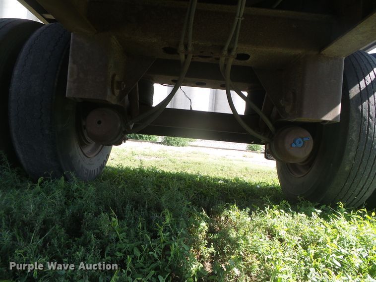 image for item DD0396 1997 Transcraft Eagle W2 flatbed trailer