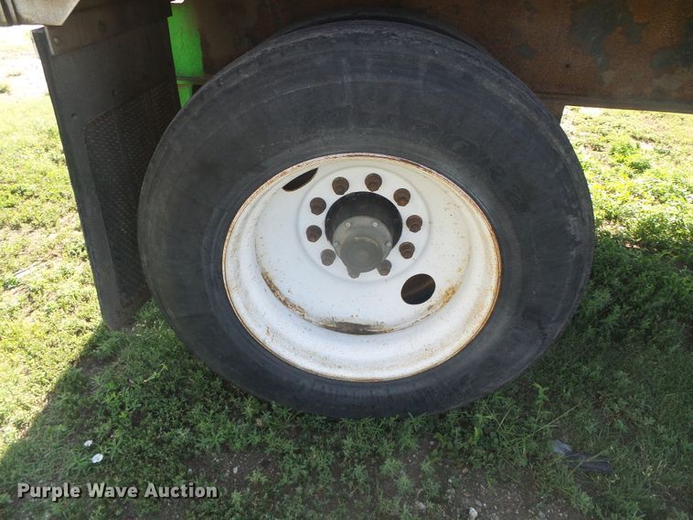 image for item DD0396 1997 Transcraft Eagle W2 flatbed trailer