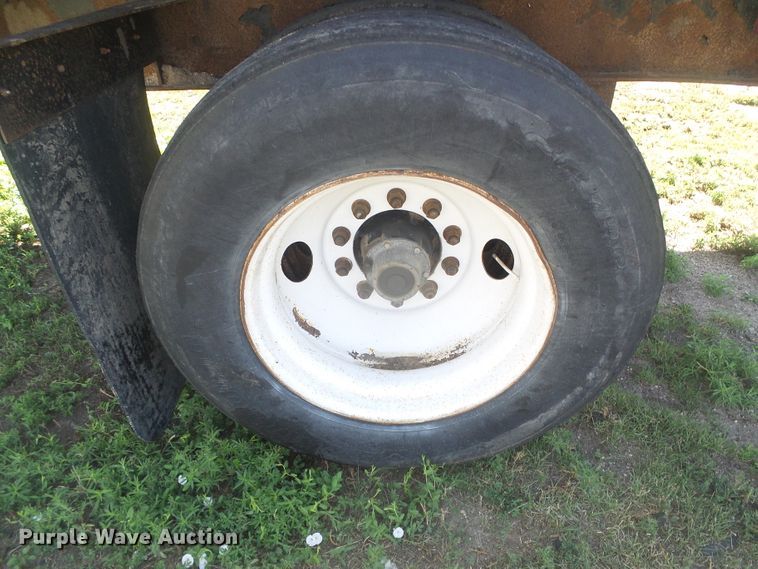 image for item DD0396 1997 Transcraft Eagle W2 flatbed trailer