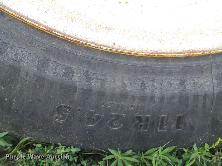 image for item DD0396 1997 Transcraft Eagle W2 flatbed trailer