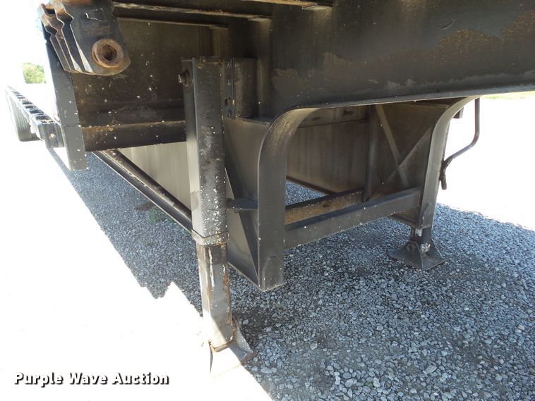image for item DF0853 1998 Jet drop deck equipment trailer