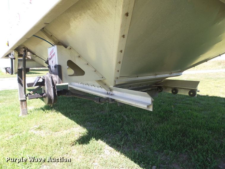 image for item DF0855 2014 Corn Husker 800ALSR-121713-7874 double hopper bottom grain trailer