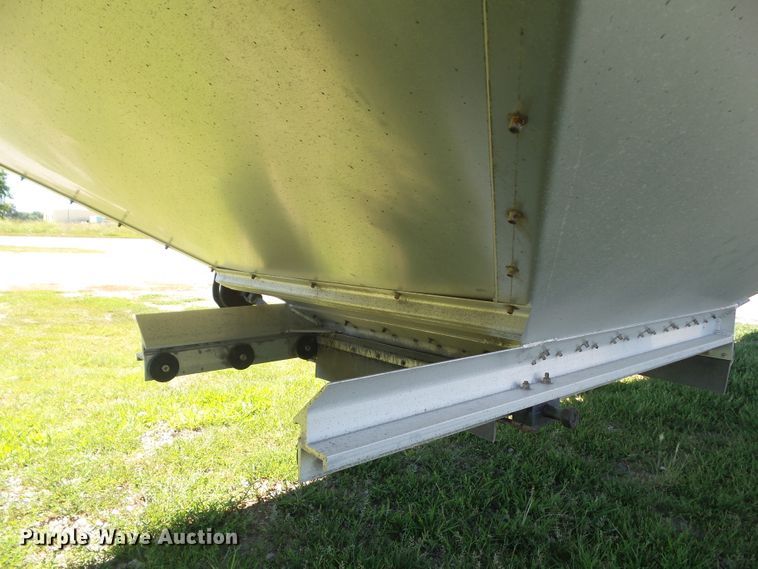 image for item DF0855 2014 Corn Husker 800ALSR-121713-7874 double hopper bottom grain trailer