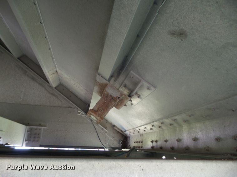 image for item DF0855 2014 Corn Husker 800ALSR-121713-7874 double hopper bottom grain trailer