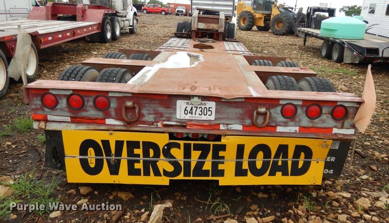 image for item DF5167 2004 Witzco Challenger RG35 lowboy equipment trailer
