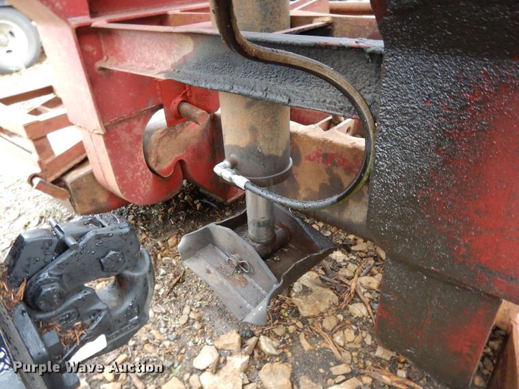 image for item DF5167 2004 Witzco Challenger RG35 lowboy equipment trailer