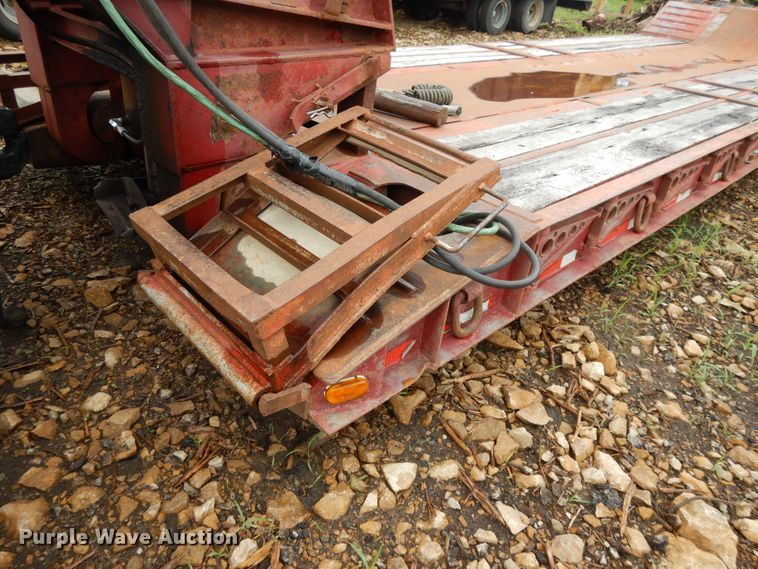 image for item DF5167 2004 Witzco Challenger RG35 lowboy equipment trailer