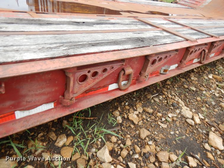 image for item DF5167 2004 Witzco Challenger RG35 lowboy equipment trailer