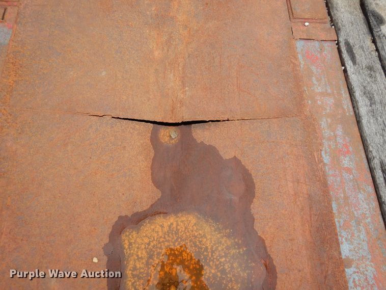 image for item DF5167 2004 Witzco Challenger RG35 lowboy equipment trailer