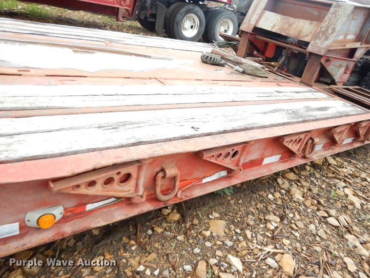image for item DF5167 2004 Witzco Challenger RG35 lowboy equipment trailer