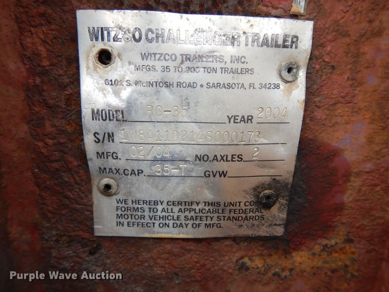 image for item DF5167 2004 Witzco Challenger RG35 lowboy equipment trailer
