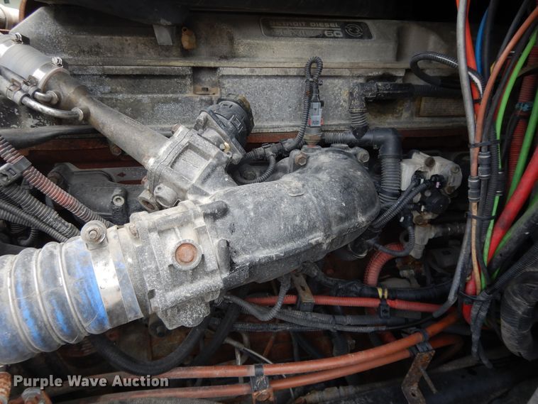 image for item DF5241 2008 Freightliner Cascadia  semi truck