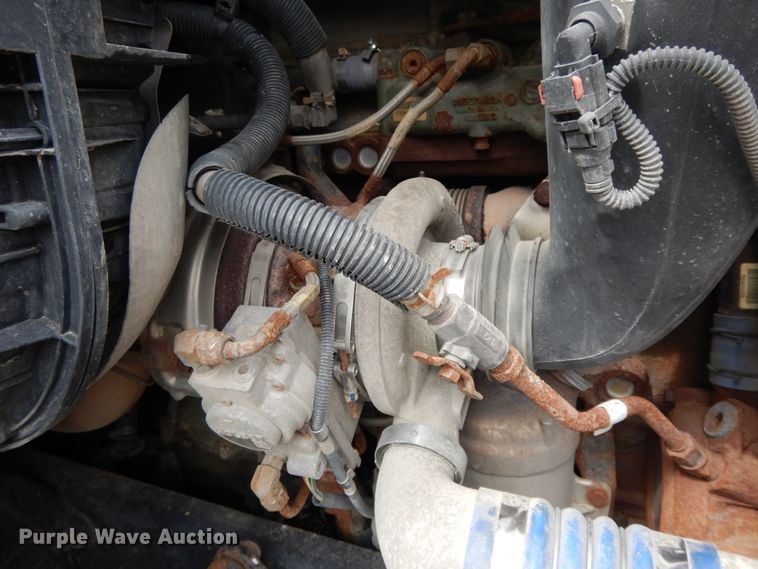 image for item DF5241 2008 Freightliner Cascadia  semi truck