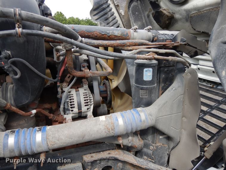 image for item DF5241 2008 Freightliner Cascadia  semi truck