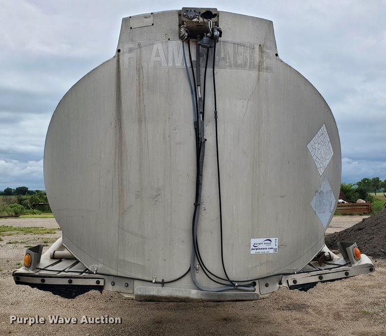 image for item DF7518 1971 VIM tank trailer