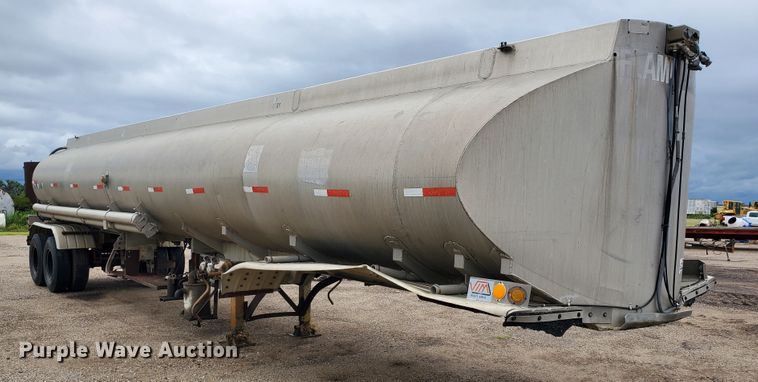 image for item DF7518 1971 VIM tank trailer