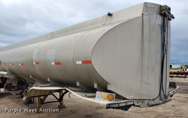 image for item DF7518 1971 VIM tank trailer