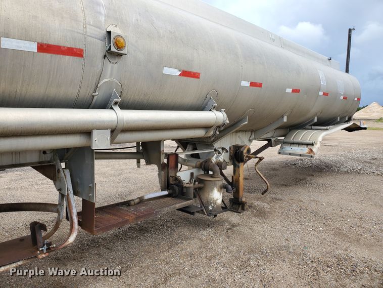 image for item DF7518 1971 VIM tank trailer