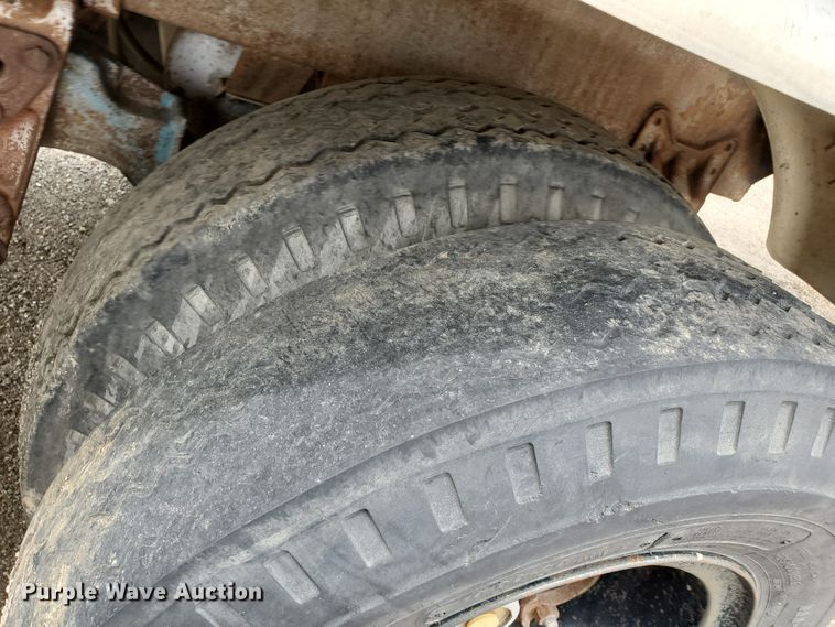 image for item DF7518 1971 VIM tank trailer