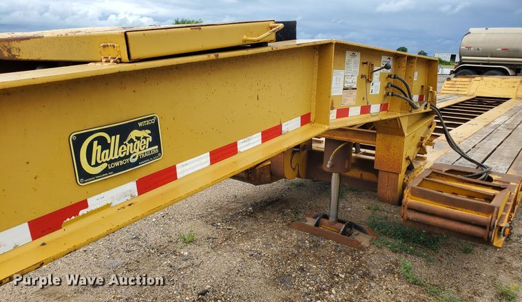 image for item DF7519 2013 Witzco Challenger RG-50 lowboy equipment trailer