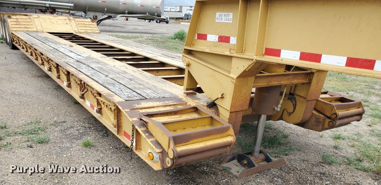 image for item DF7519 2013 Witzco Challenger RG-50 lowboy equipment trailer