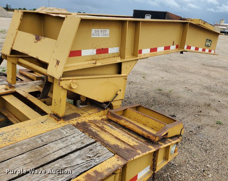 image for item DF7519 2013 Witzco Challenger RG-50 lowboy equipment trailer