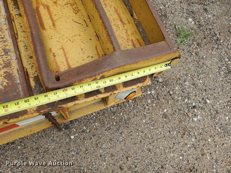 image for item DF7519 2013 Witzco Challenger RG-50 lowboy equipment trailer