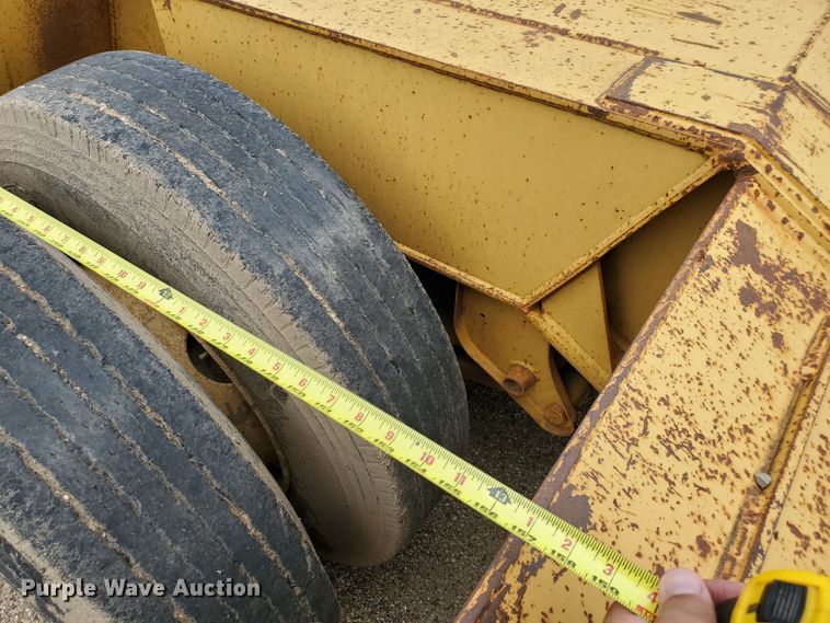 image for item DF7519 2013 Witzco Challenger RG-50 lowboy equipment trailer