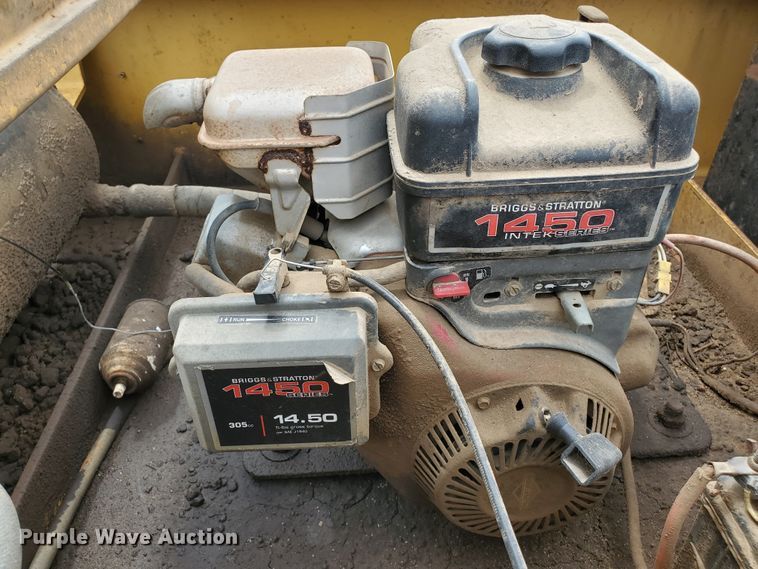 image for item DF7519 2013 Witzco Challenger RG-50 lowboy equipment trailer