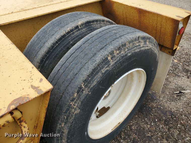 image for item DF7519 2013 Witzco Challenger RG-50 lowboy equipment trailer