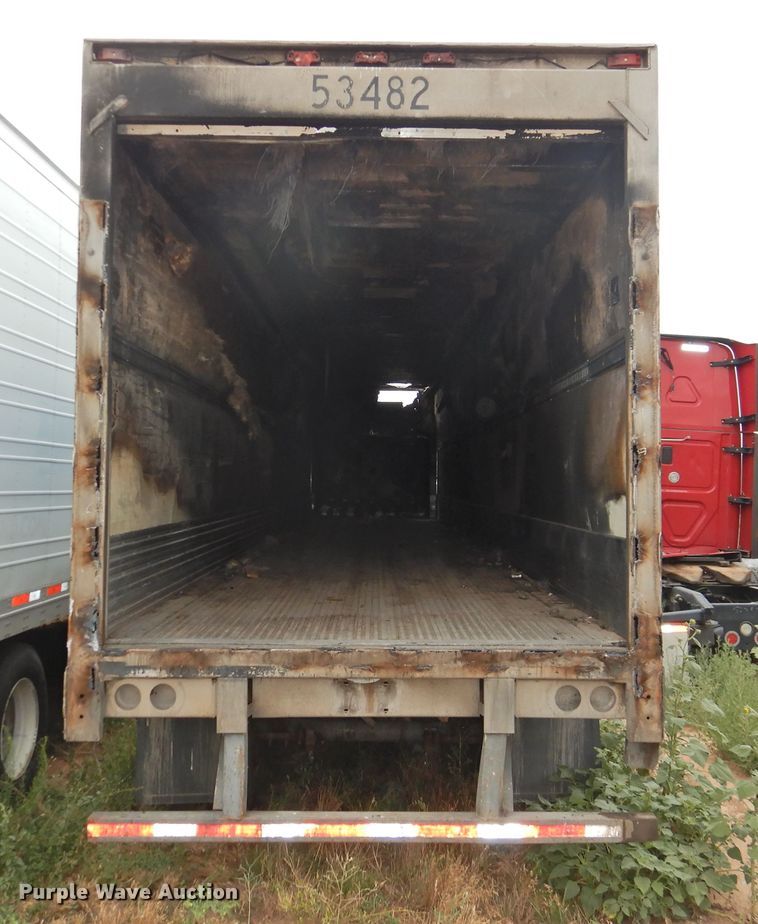 image for item DG1418 2001 Utility Trailers VS2R refrigerated van trailer