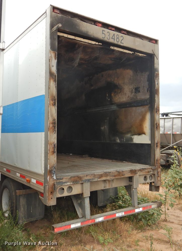 image for item DG1418 2001 Utility Trailers VS2R refrigerated van trailer