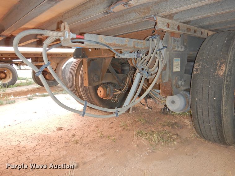 image for item DG1421 2004 Great Dane refrigerated van trailer