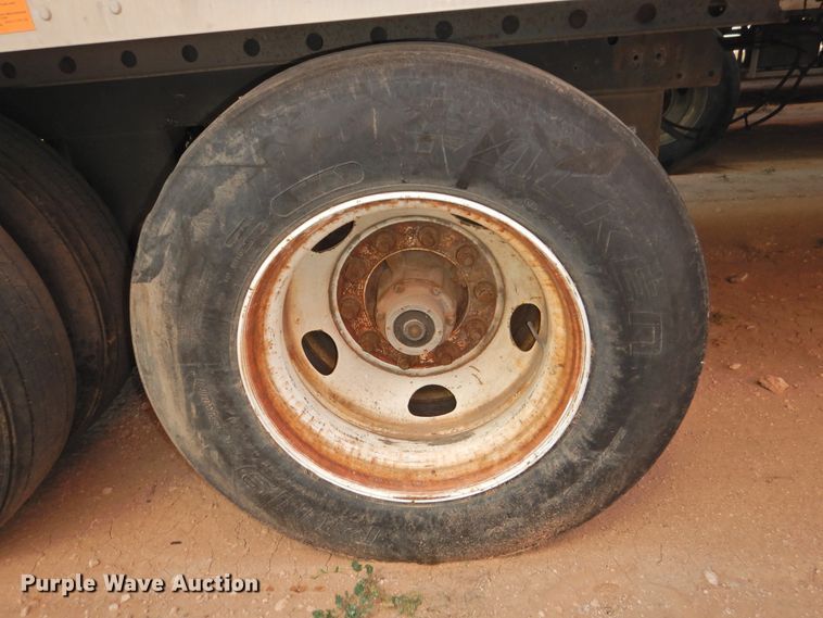 image for item DG1421 2004 Great Dane refrigerated van trailer