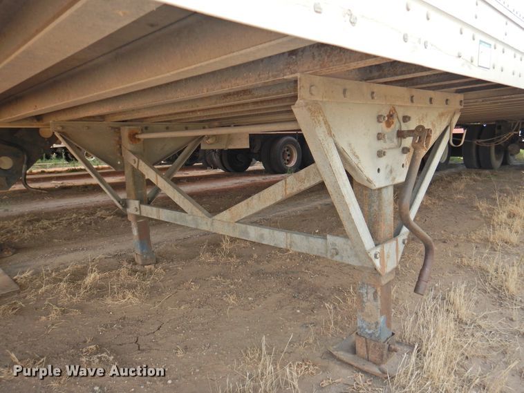 image for item DG1423 2004 Great Dane refrigerated van trailer